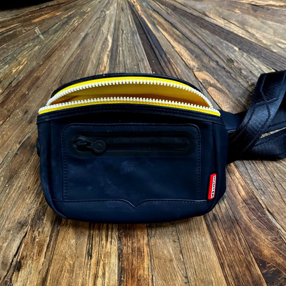 Hunter Navy Fanny Pack